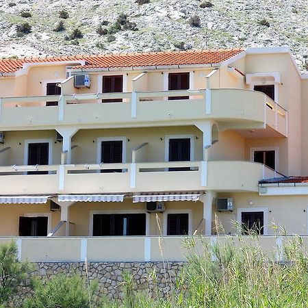 Mb Bed&Breakfast Паг Екстериор снимка