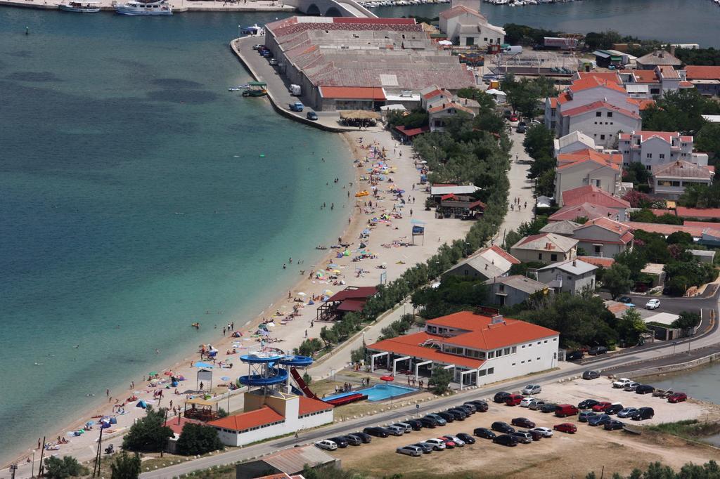 Mb Bed&Breakfast Паг Екстериор снимка