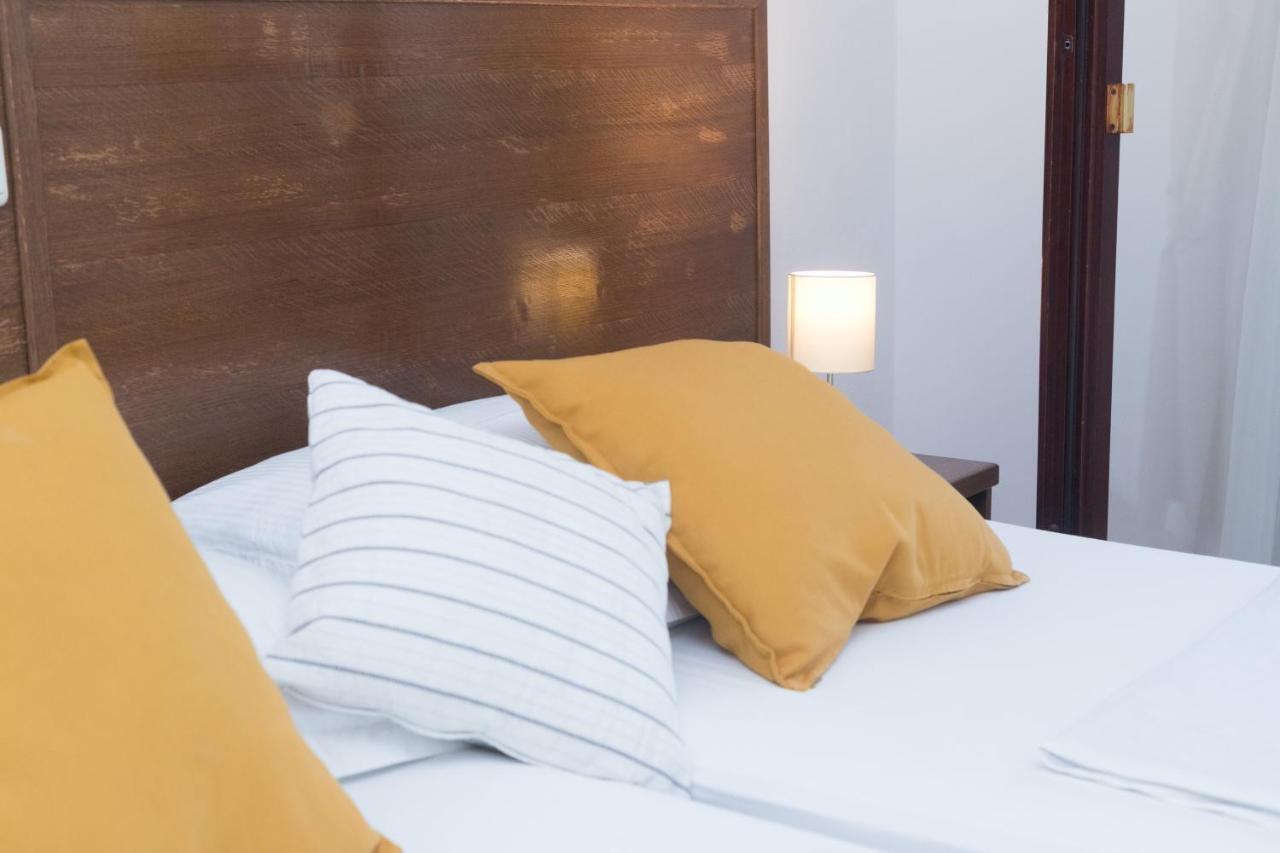 Mb Bed&Breakfast Паг Екстериор снимка