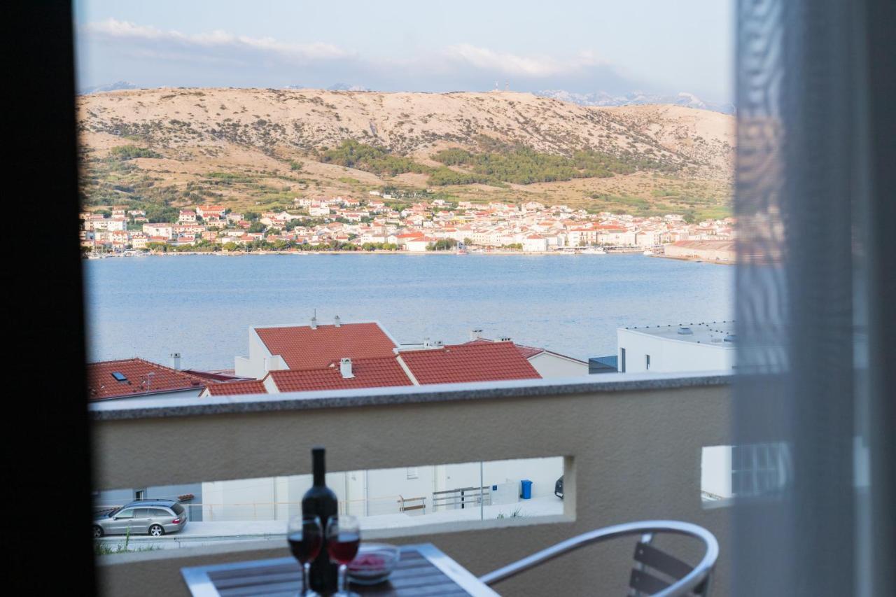 Mb Bed&Breakfast Паг Екстериор снимка